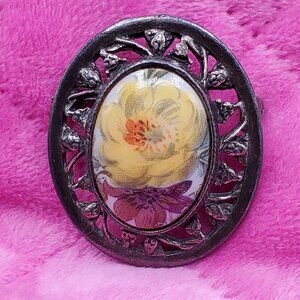 Vintage Oval Floral Porcelain Cameo Brooch